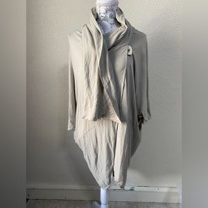 Irina Schrotter batwing cardigan‎ with built in scarf